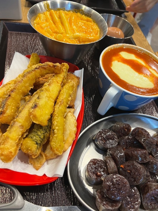 신전떡볶이(삼평점) 매장 페이지 사진