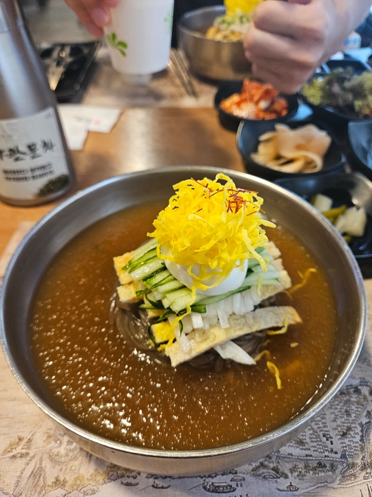 냉면산홍 진주냉면