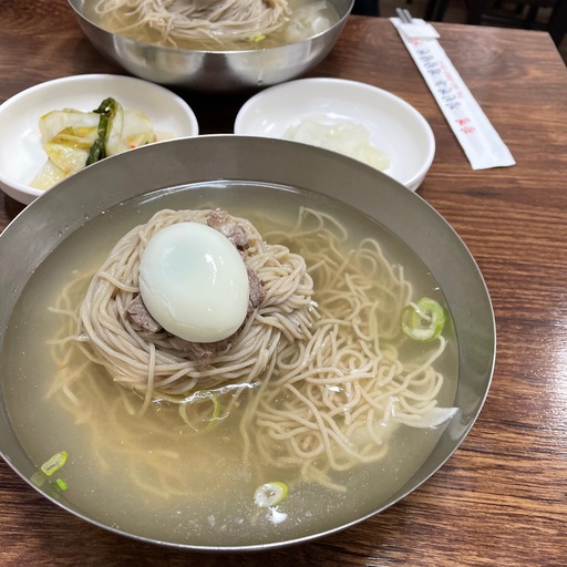 정인
