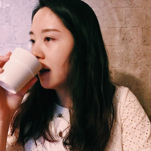 톨드어스토리